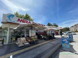 Mira Balıkçılık Restoran/Balık Pazarı. Mira Balıkçılık Restoran/Balık Pazarı.