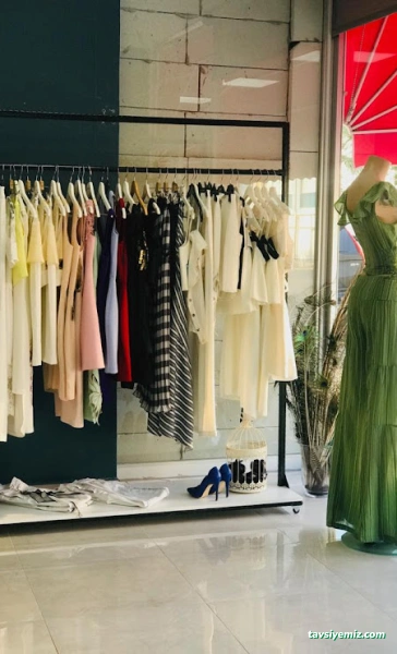 Monolis Butik Monolis Butik