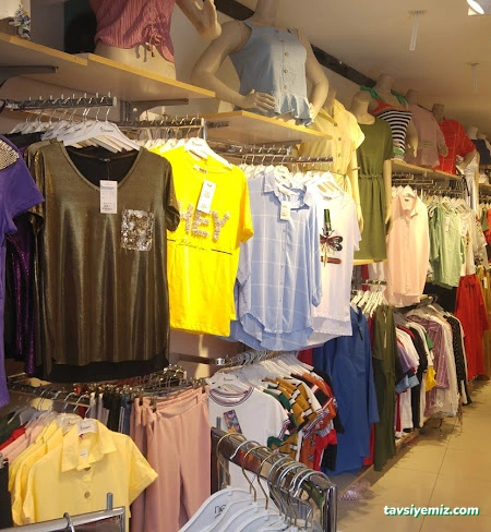 Motif Giyim Motif Giyim