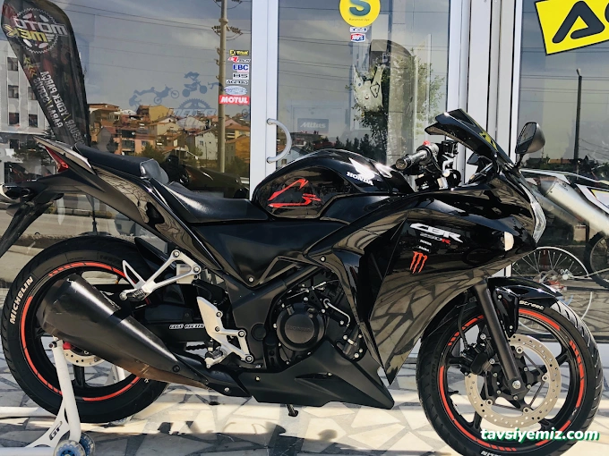 Motomek Motomek