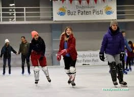 Muratpaşa Belediyesi Buz Paten Pisti Muratpaşa Belediyesi Buz Paten Pisti