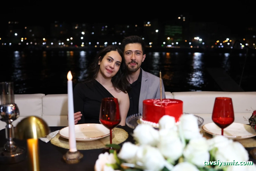 Niloş Yat Kiralama | Mersin Evlilik Teklifi | Mersin Yat İşletmesi Niloş Yat Kiralama | Mersin Evlilik Teklifi | Mersin Yat İşletmesi