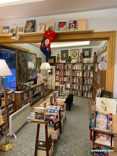 Oku Kitabevi & Sanat Galerisi & Yayınevi Oku Kitabevi & Sanat Galerisi & Yayınevi