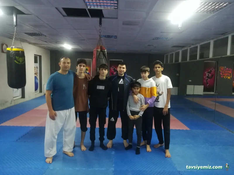Ömer Faruk Wingchun Kungfu Ömer Faruk Wingchun Kungfu