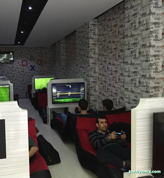 On Numara Playstation Salonu On Numara Playstation Salonu