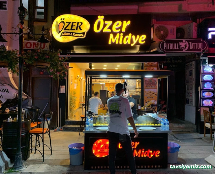 Özer Midye & Kokoreç Özer Midye & Kokoreç
