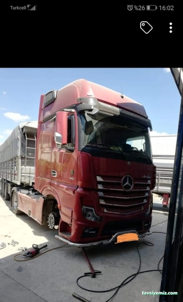 Özgür Oto Lastik - 7/24 Lastik Yol Yardım Özgür Oto Lastik - 7/24 Lastik Yol Yardım