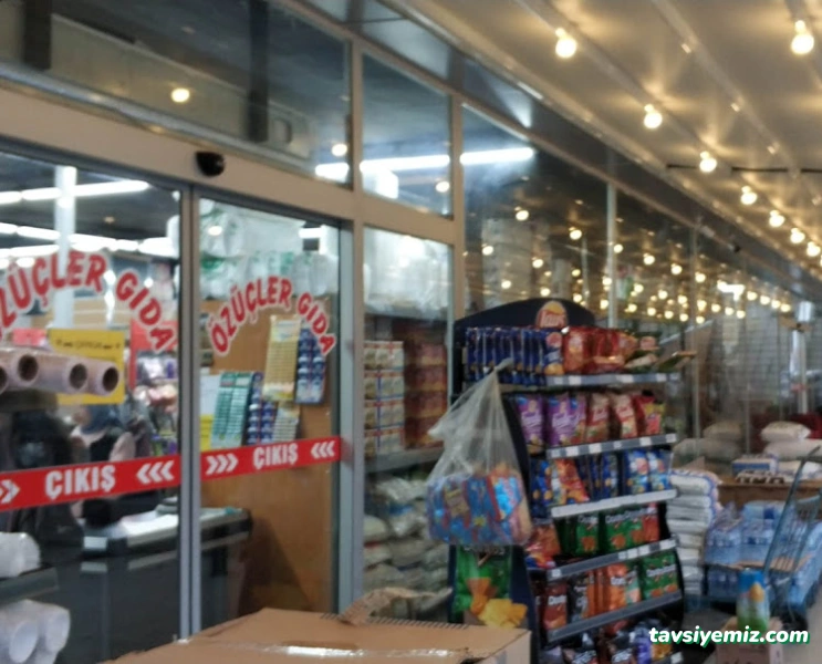 Özüçler Süpermarket Ve Toptan Gıda Özüçler Süpermarket Ve Toptan Gıda