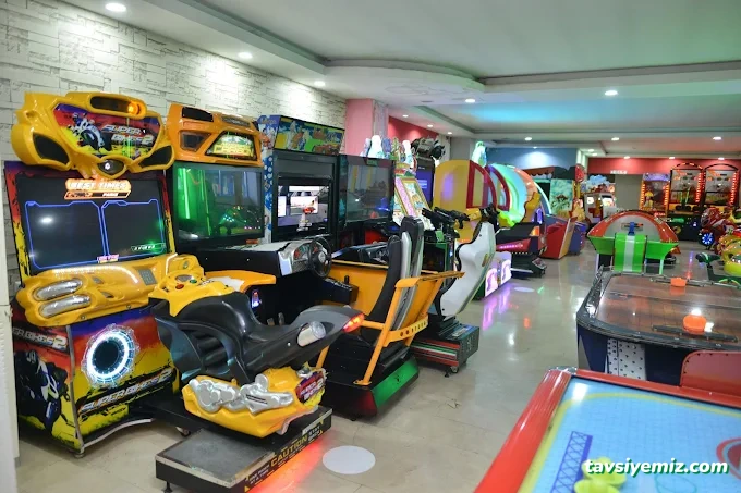 Play City Bowling & Oyun Salonu Play City Bowling & Oyun Salonu