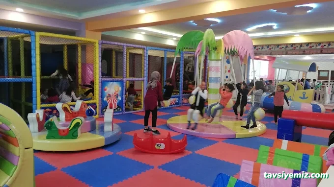 Play House Çocuk Eğlence Merkezi Play House Çocuk Eğlence Merkezi