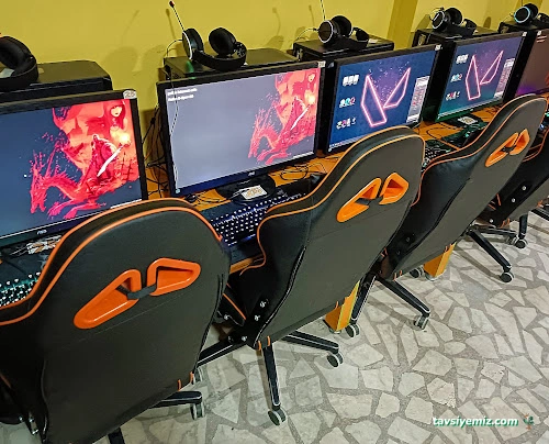 Pulim Internet Cafe-Onlıne&Offlıne Gamer Center-E Spor