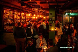 Rowdy Pub