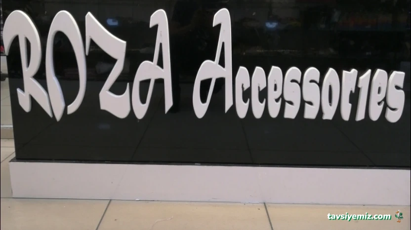 Roza Accessories Roza Accessories