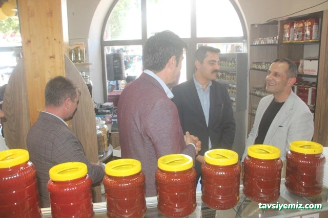 Sahin Ak Gida Ve Şarküteri Sahin Ak Gida Ve Şarküteri