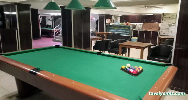 Salon 8 Bilardo Salon 8 Bilardo