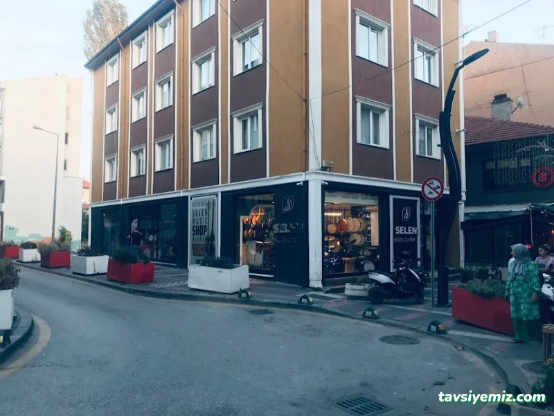 Selen Müzik Center (Bolu'da Müzik Aletleri Satışı,Prova Studio Ve Müzik Kursları)