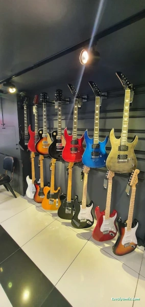 Serhat Müzik Merkezi Serhat Müzik Merkezi