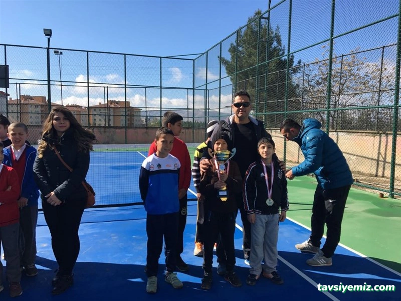 Siirt Gençlik Tenis Siirt Gençlik Tenis