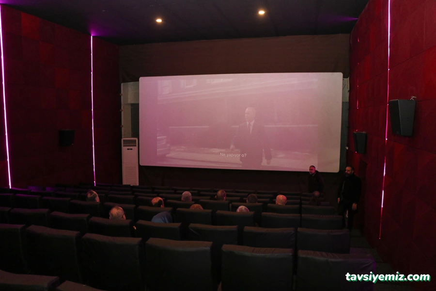 Sinop Sinema Efel Ve Renkseli Bowling, Eğlence Merkezi Sinop Sinema Efel Ve Renkseli Bowling, Eğlence Merkezi