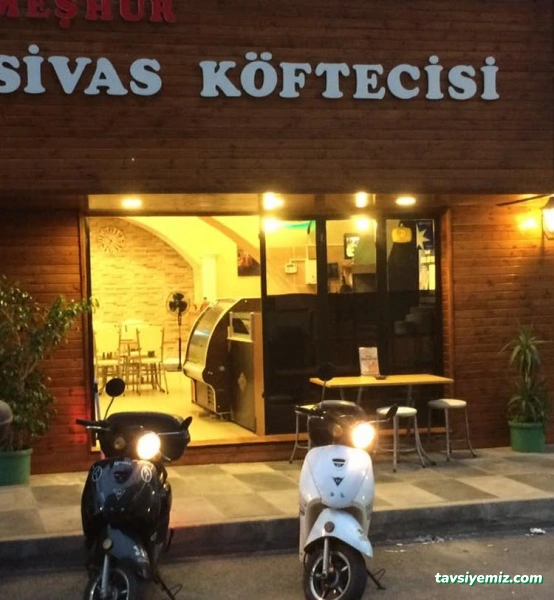 Sivas Köftecisi Emrah Usta Sivas Köftecisi Emrah Usta