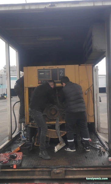 Teknoloji Bobinaj Jeneratör Elektrik Kaynak Makinası Tamir Ve Bakım Atölyesi Teknoloji Bobinaj Jeneratör Elektrik Kaynak Makinası Tamir Ve Bakım Atölyesi