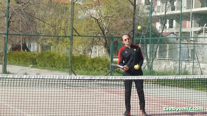 Tenis Kortu Van Tenis Kortu Van