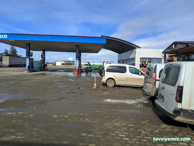 Tepebaşı Ercanlar Petrol Ve Dinlenme Tesisleri Tepebaşı Ercanlar Petrol Ve Dinlenme Tesisleri
