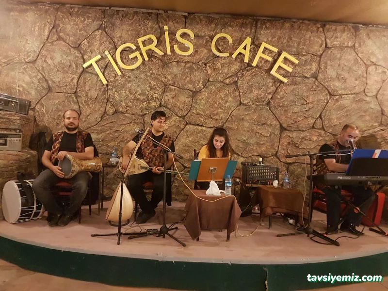 Tigris Cafe , Lokanta & Canlı Müzik Tigris Cafe , Lokanta & Canlı Müzik