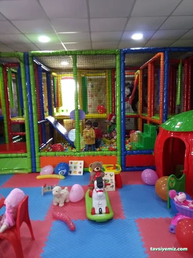 Trambolinci Can Oyun Alanı Trambolinci Can Oyun Alanı