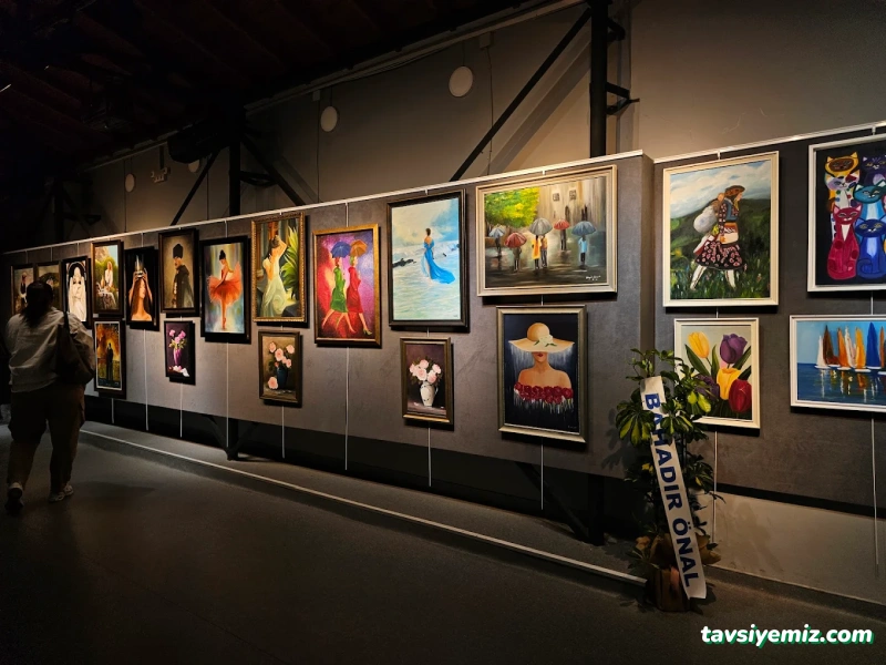 Tuğba Yıldırım Sanat Atölyesi Tuğba Yıldırım Sanat Atölyesi