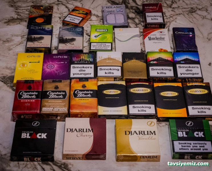 Tütüncü Cafe (Tobacco Shop Cafe) Tütüncü Cafe (Tobacco Shop Cafe)