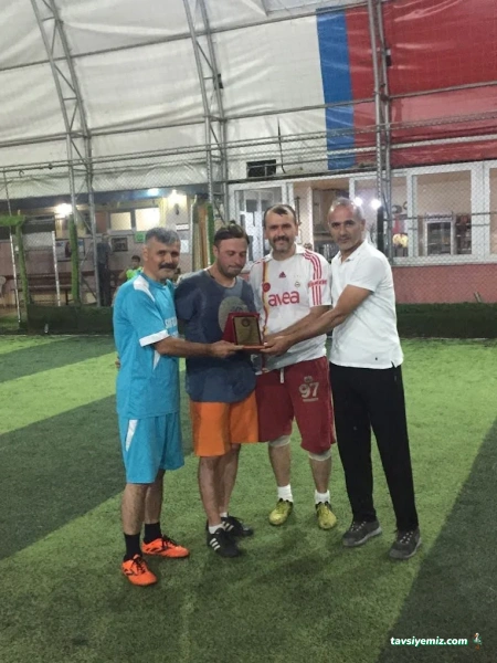 Uğuzlar Halı Saha
