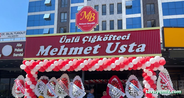Ünlü Çiğköfteci Mehmet Usta Ünlü Çiğköfteci Mehmet Usta
