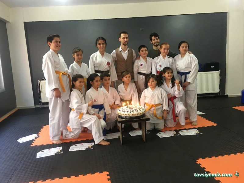 Uşak Karate Emir Spor Kulübü Uşak Karate Emir Spor Kulübü