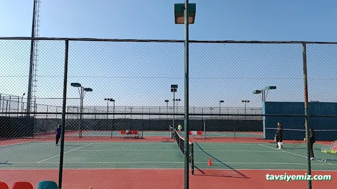 Vali Mustafa Yaman Tenis Kortları Vali Mustafa Yaman Tenis Kortları