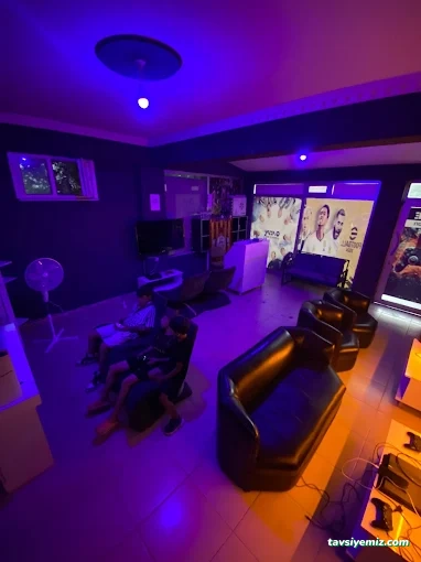Vole Playstation&Cafe Vole Playstation&Cafe