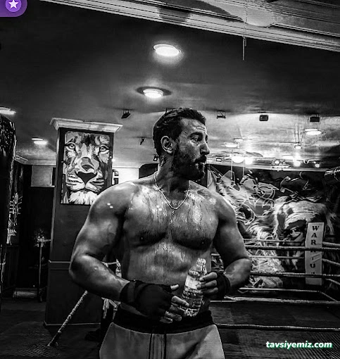 Warrıor Fıght Club (Savaşçı Dövüş Kulübü) Warrıor Fıght Club (Savaşçı Dövüş Kulübü)