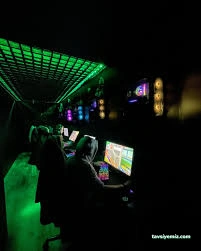 West E-Sports Gaming Cafe West E-Sports Gaming Cafe
