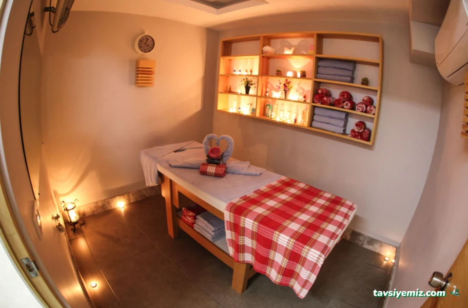 Yayoba Otel