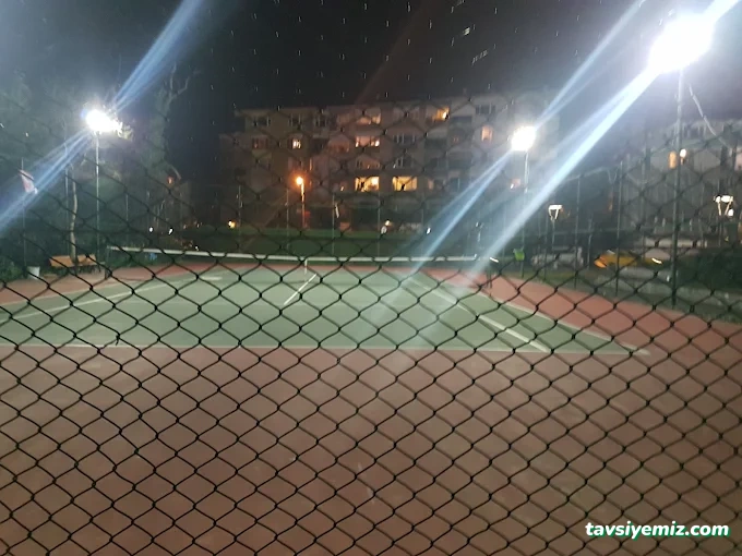 Yoğurtçu Parkı Tenis Kortu Yoğurtçu Parkı Tenis Kortu