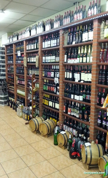 Zaferce Wine Boutique Şarap Evi, İçki Mağazası Zaferce Wine Boutique Şarap Evi, İçki Mağazası